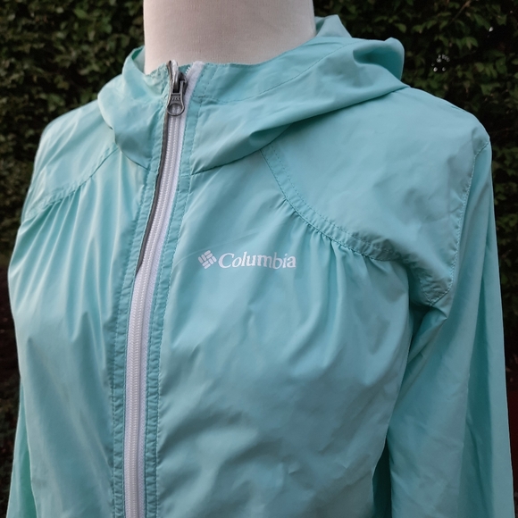Columbia Girl's Nylon Windbreaker Rain Jacket Full Zip Lightweight Travel - Picture 3 of 14